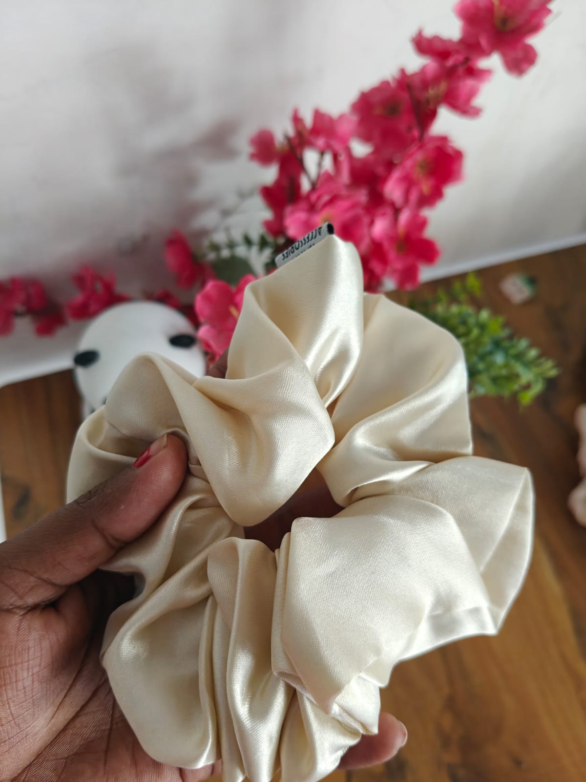 Cream Colour Large Scrunchies Cream Colour Large Scrunchies